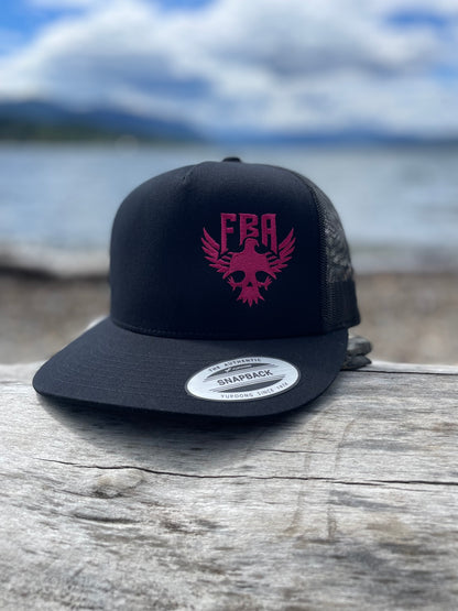 BLACK FLAT BILL TRUCKER